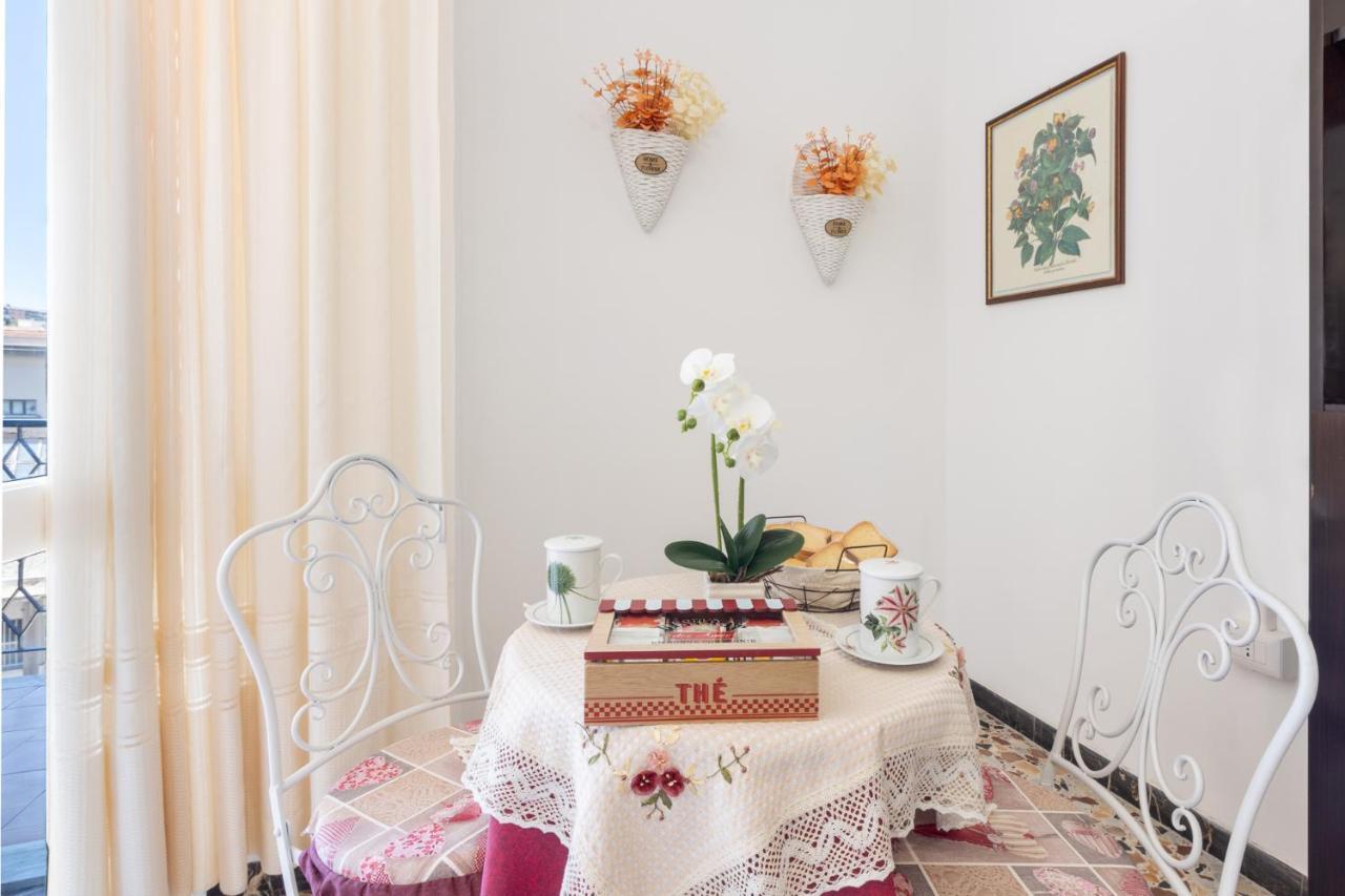 Pintadera B&B Cagliari Buitenkant foto